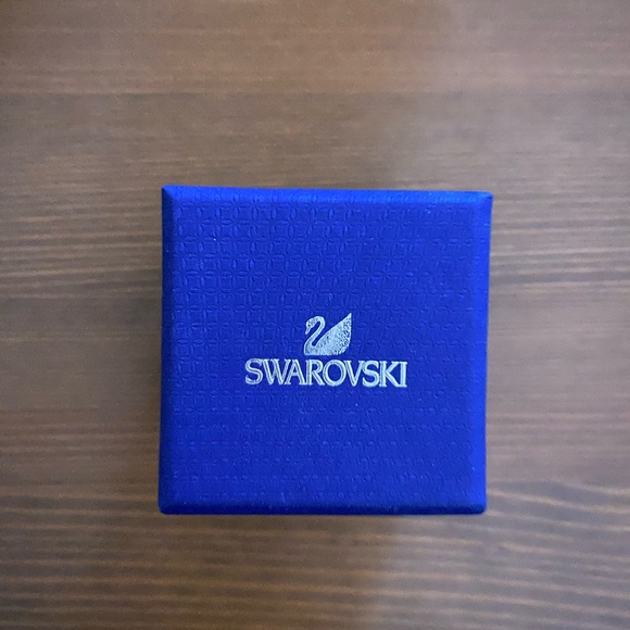 Swarovski ring - Picture 3 of 3